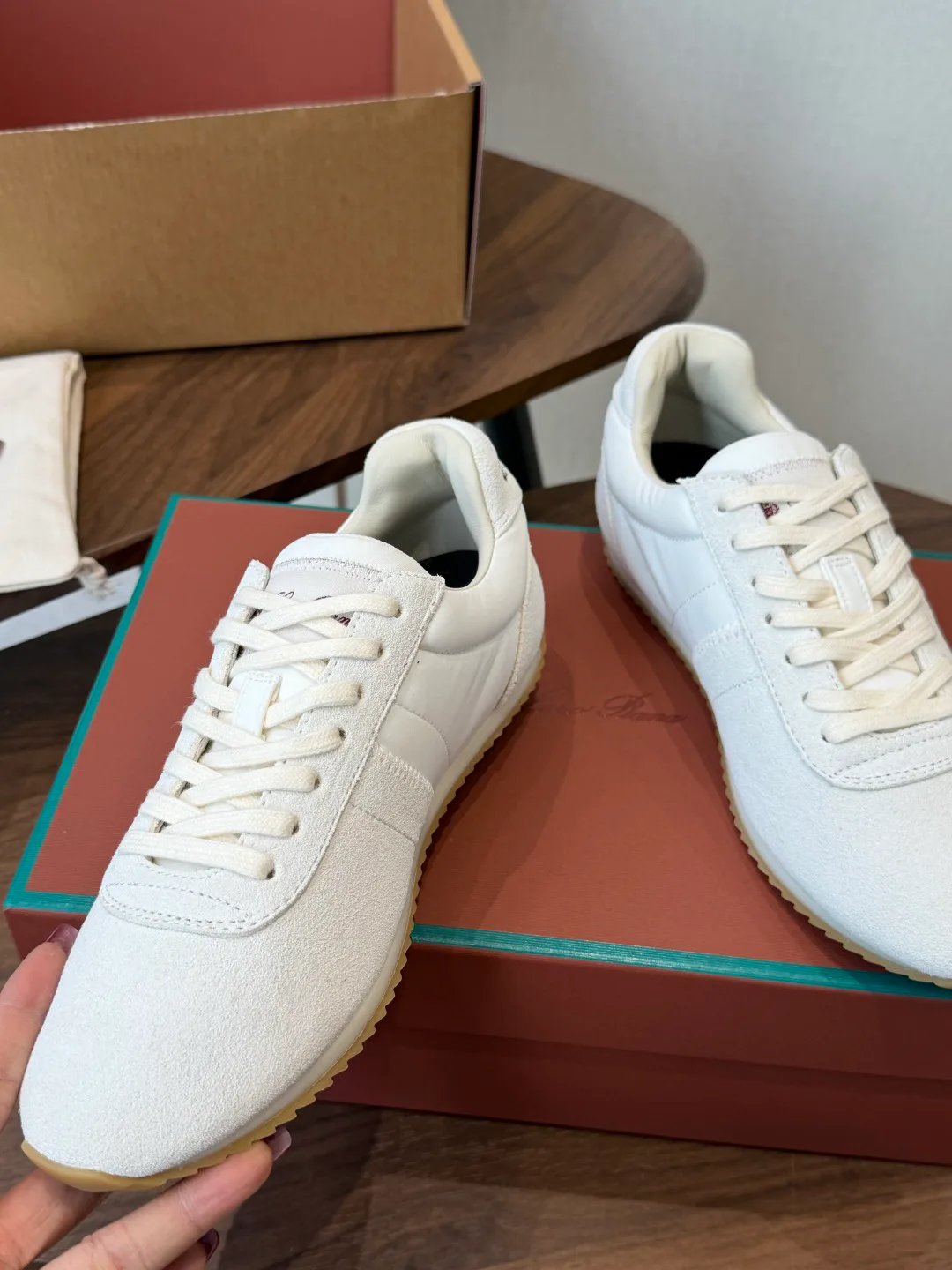 Women's Sneakers LORO PIANA 17535458