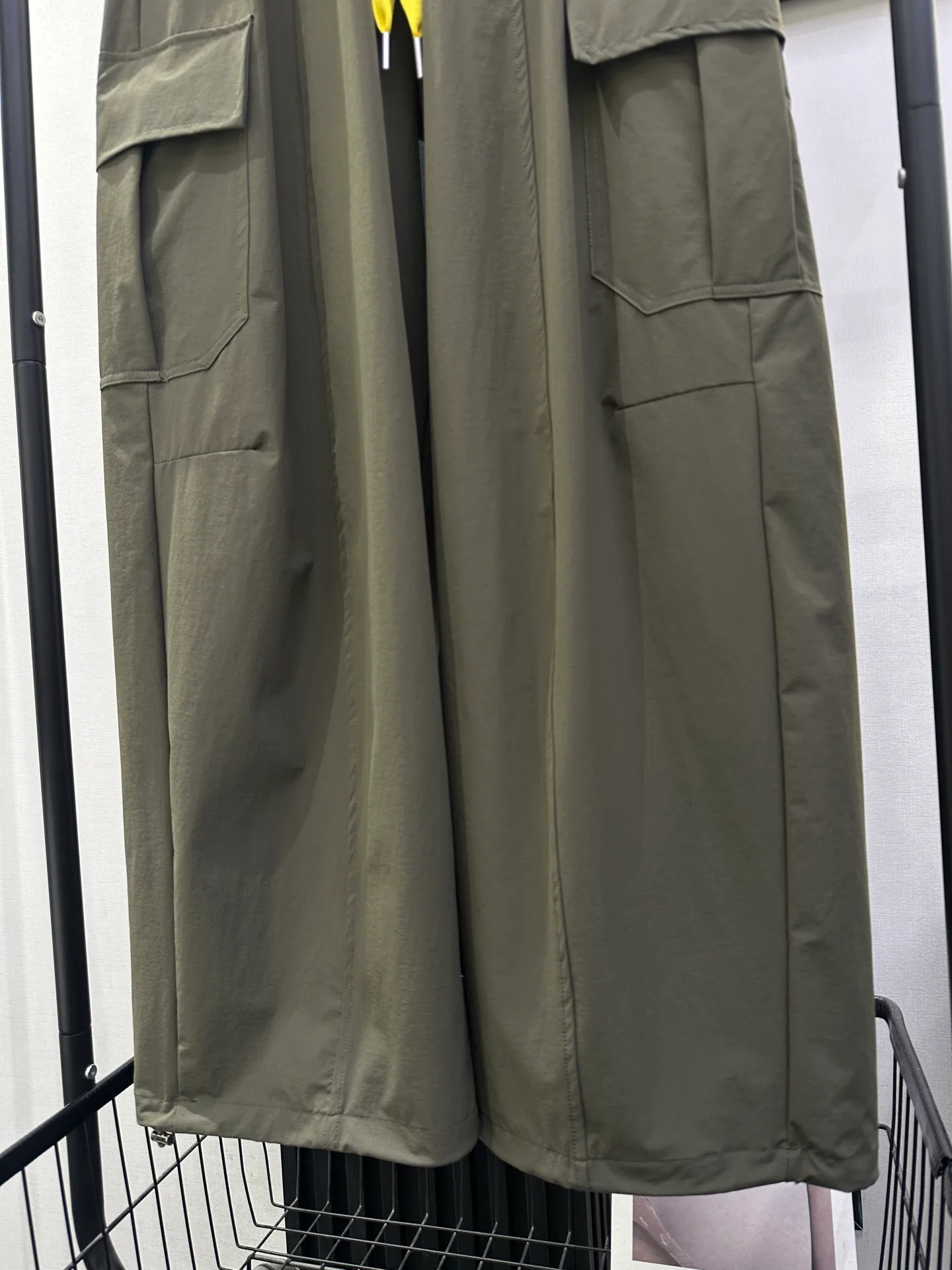 Men's Trousers BALENCIAGA 16986801