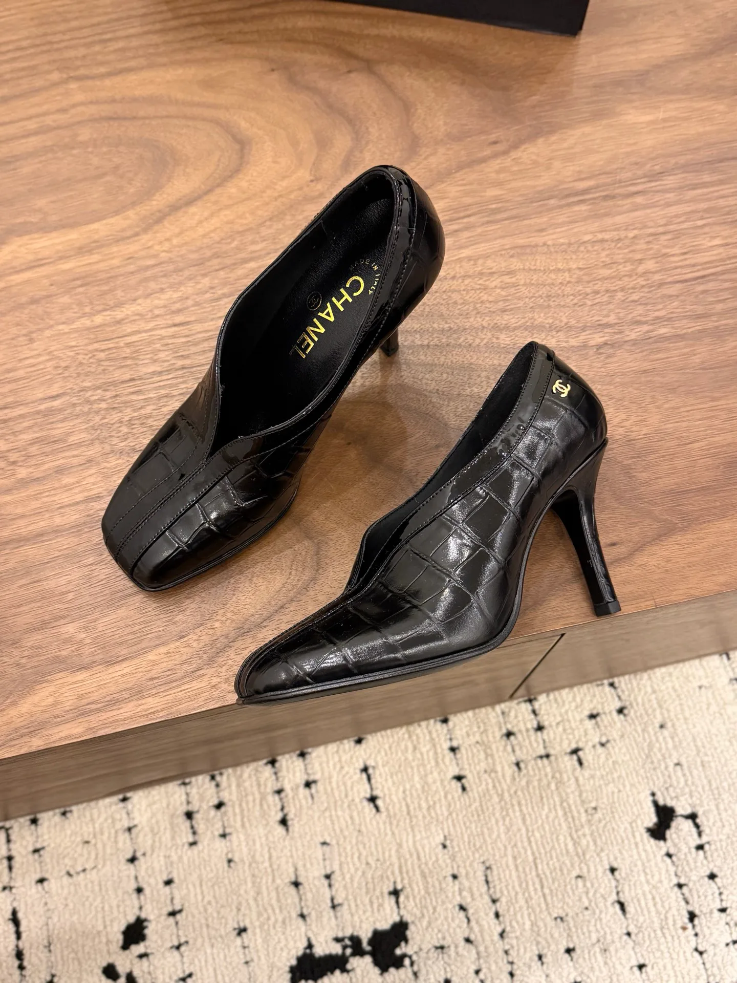 Women's Heels CHANEL 18034492