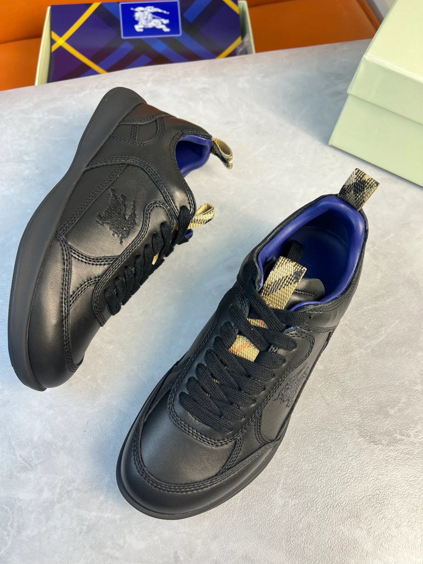 Men's Sneakers BURBERRY 17420309