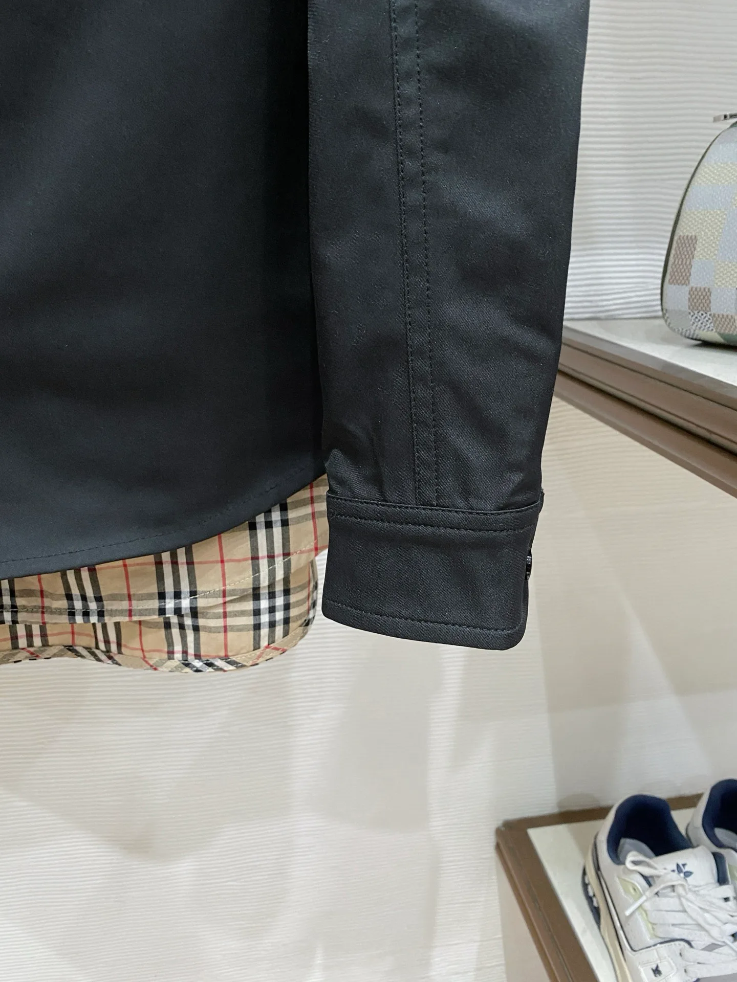 Men's Jackets And Down Jackets BURBERRY 18555543
