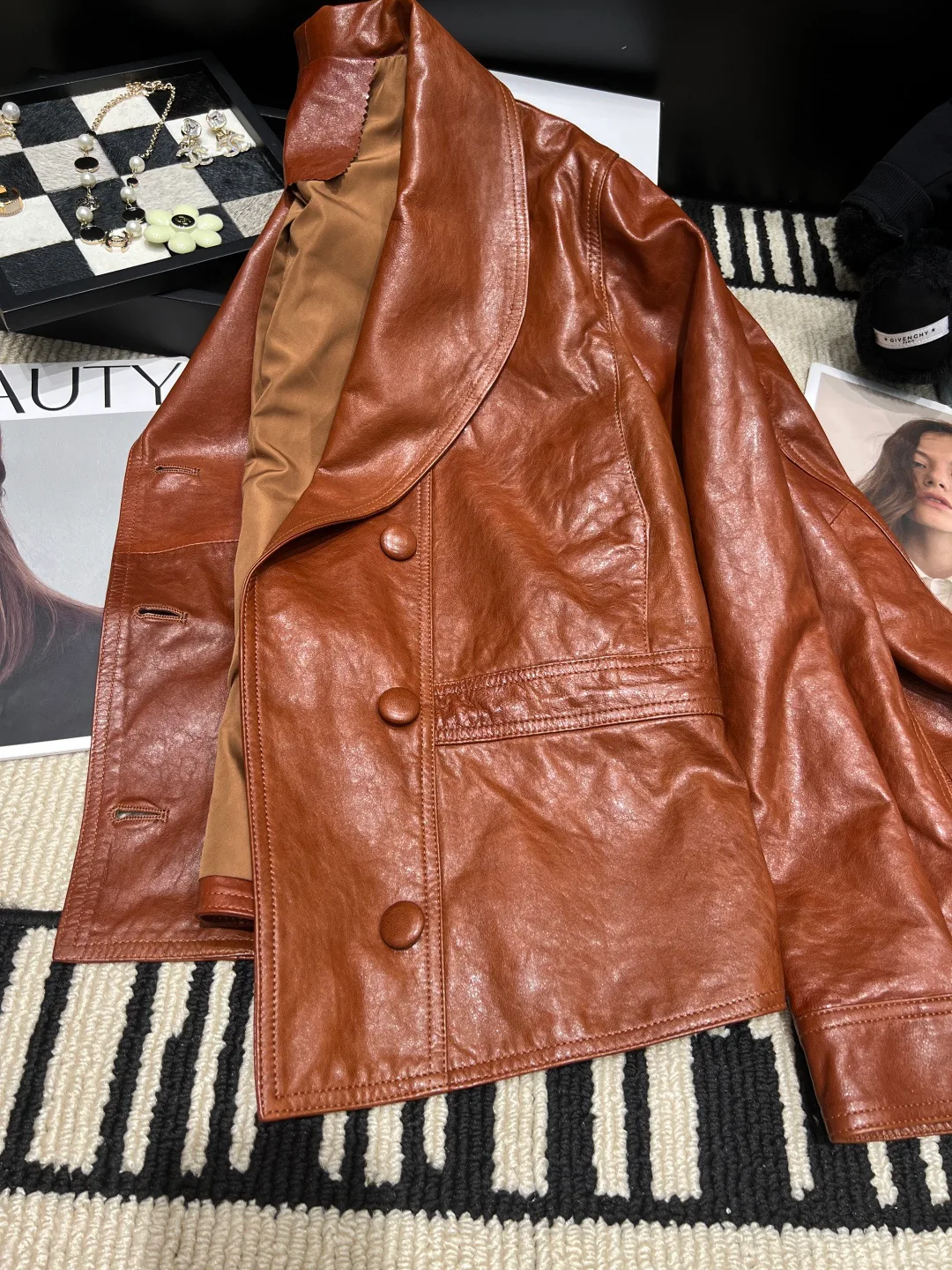 Women's Leather Jackets And Sheepskin Coats CHANEL 18138526
