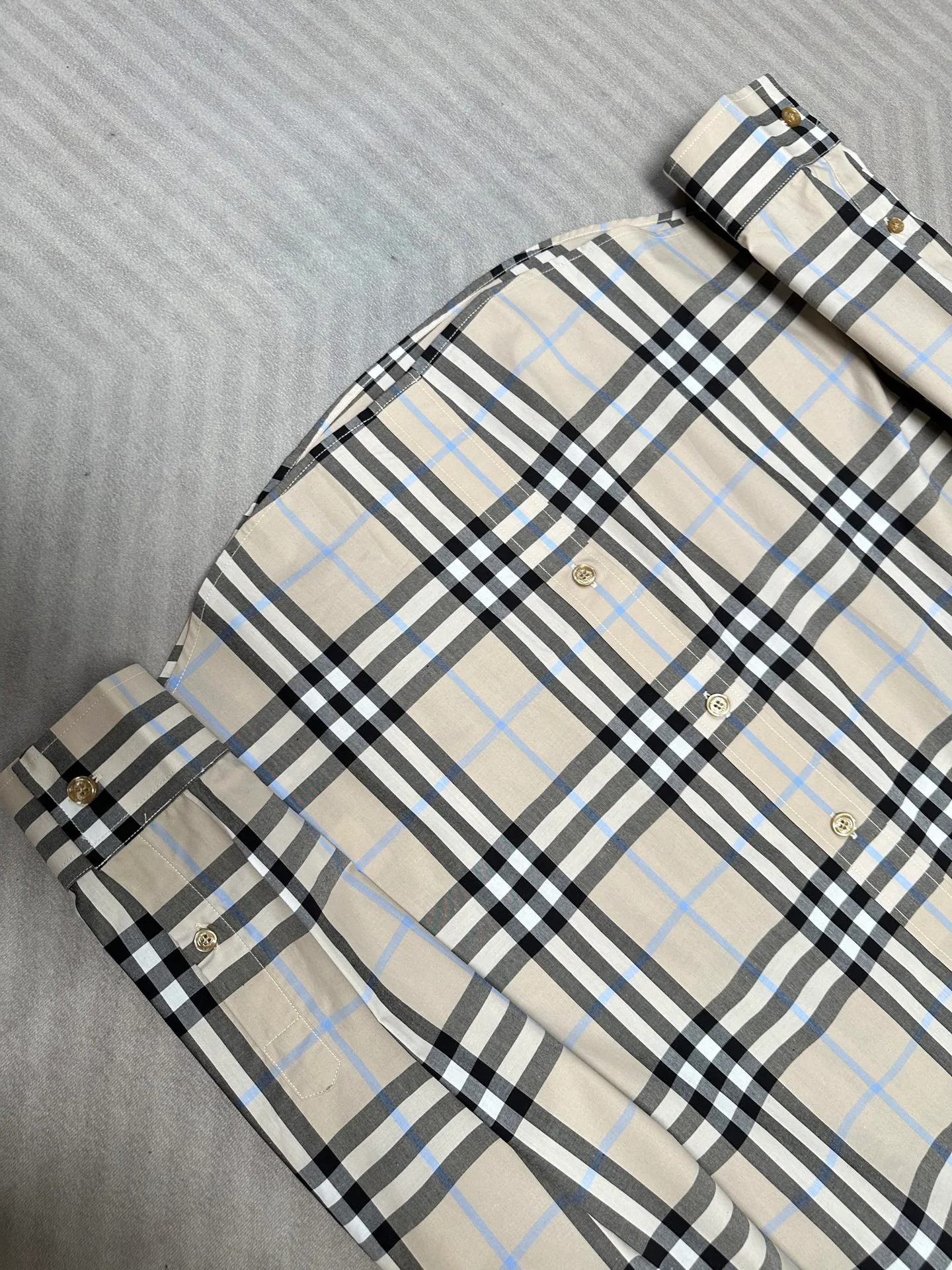 Men's Shirts BURBERRY 18502011