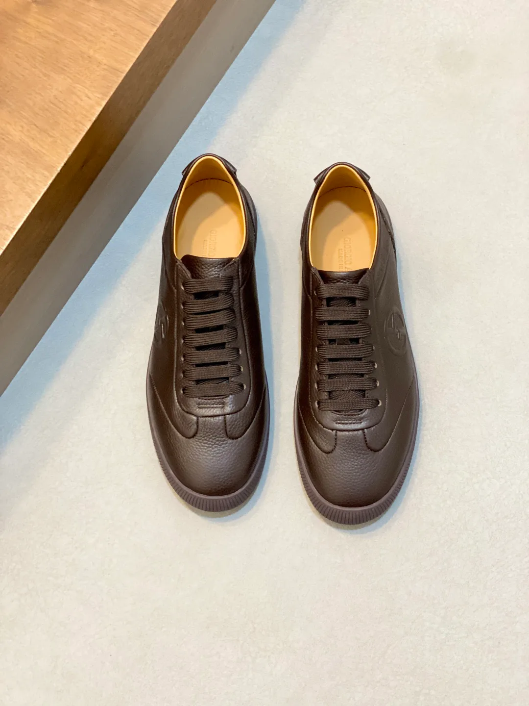 Кроссовки Мужские Armani 18586412