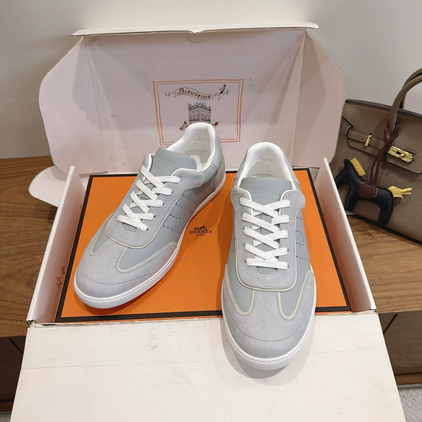Women's Sneakers HERMES 18230935
