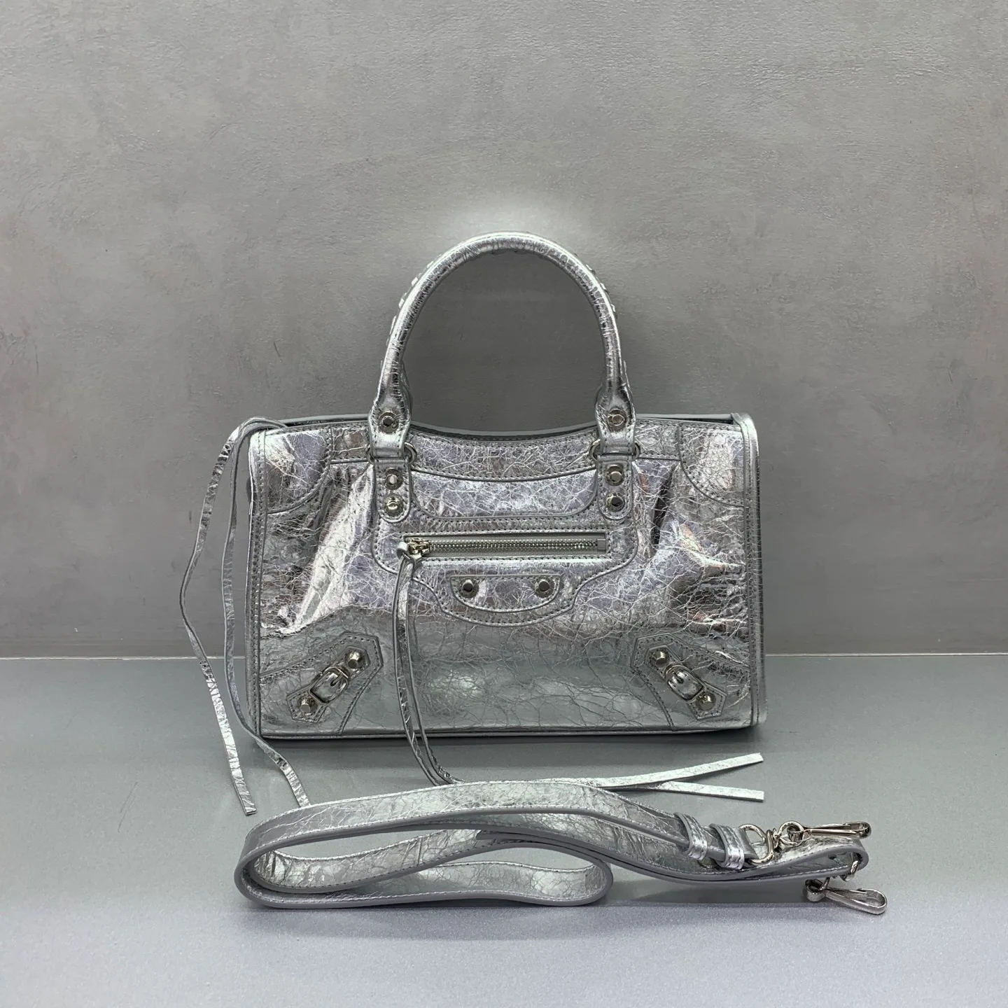 Women's Classic Handbags BALENCIAGA 18136161