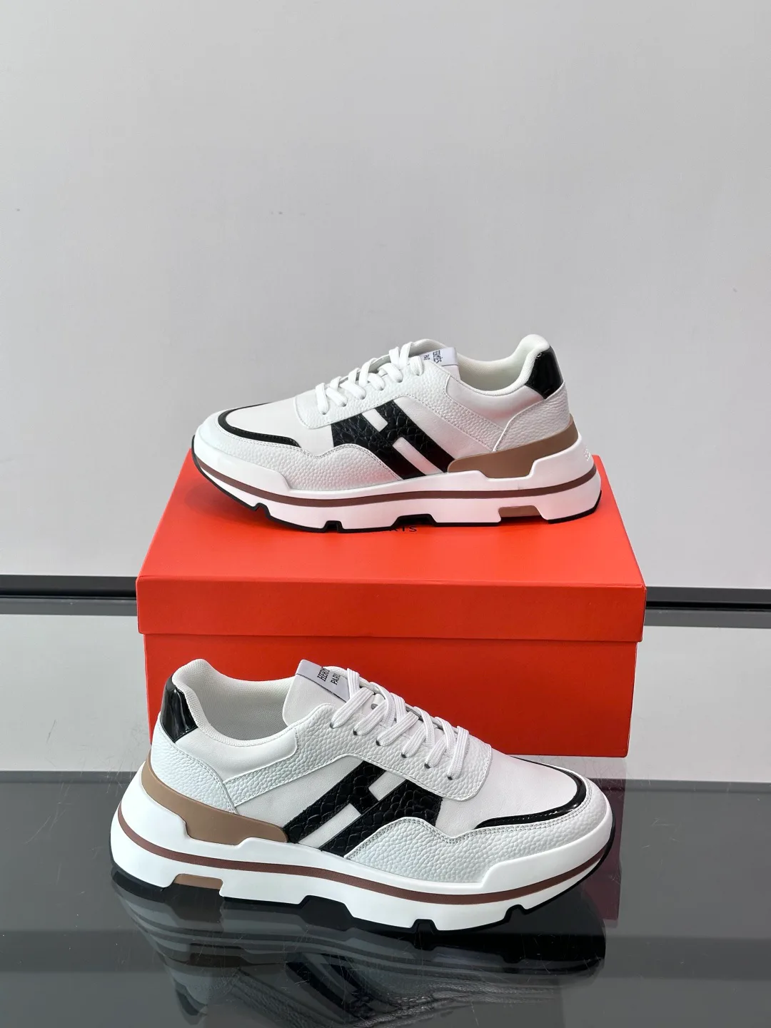 Men's Sneakers HERMES 17890537