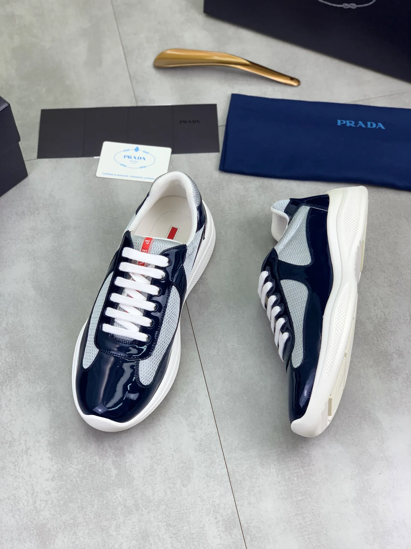 Women's Sneakers PRADA 18365157