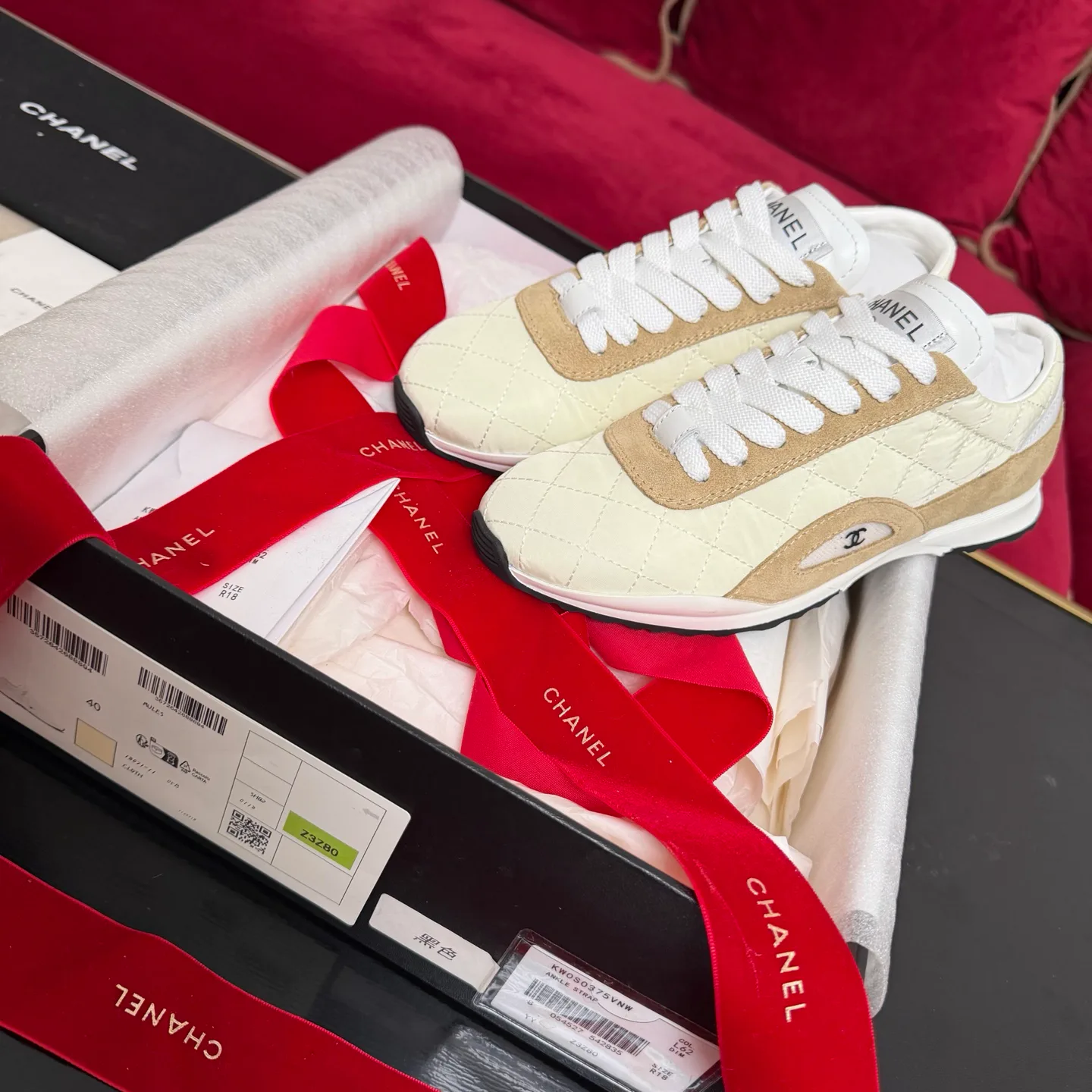 Women's Sneakers CHANEL 17679764