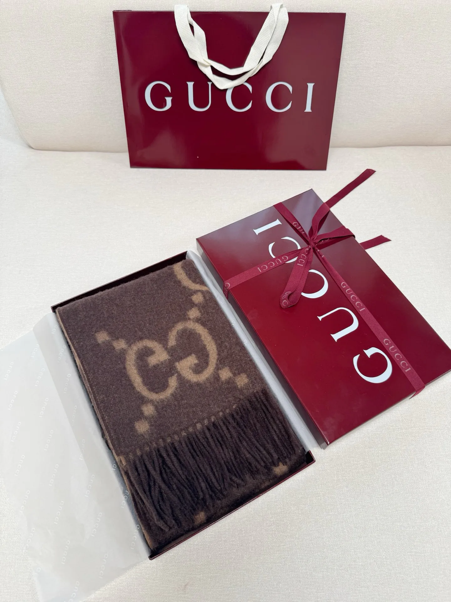 Scarves GUCCI 17945384