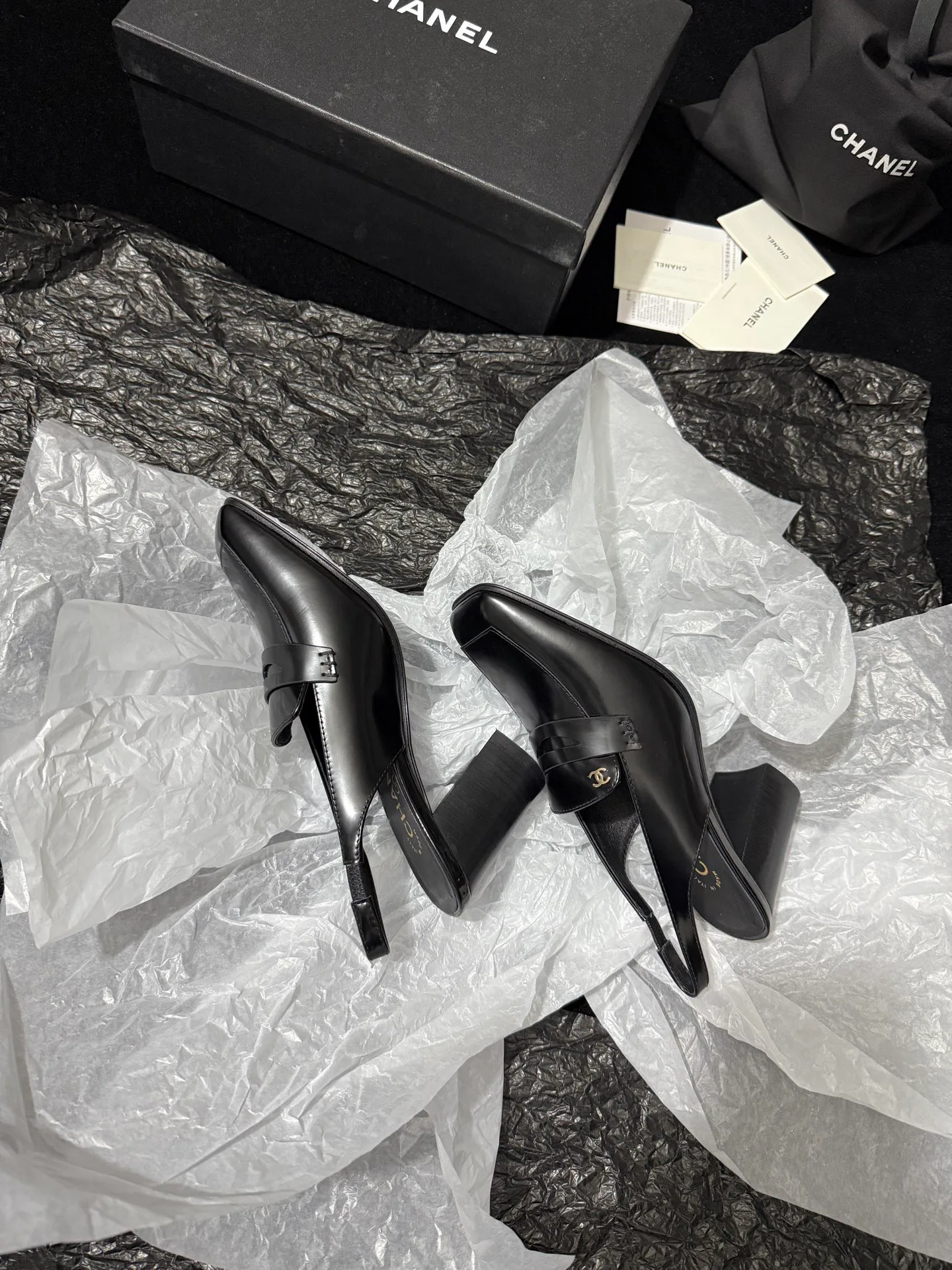 Women's Mules And Clogs CHANEL 18110838