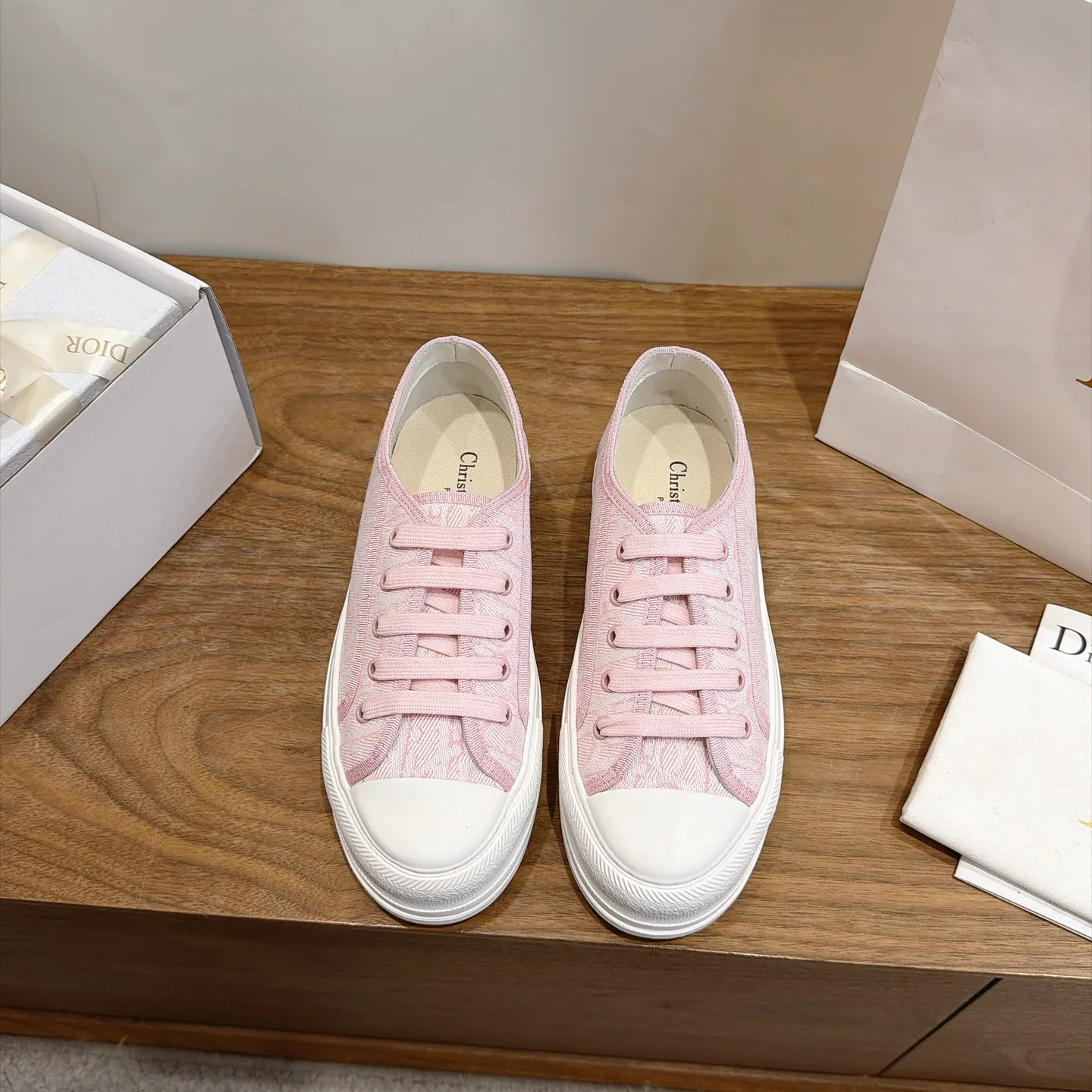 Women's Sneakers CHRISTIAN DIOR 18034457