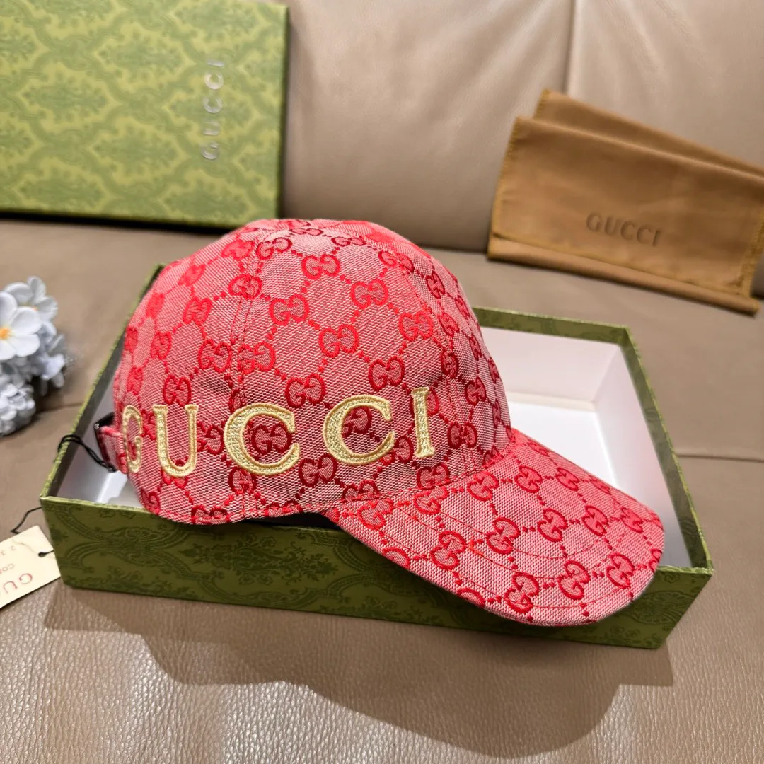 Hats GUCCI 18347091
