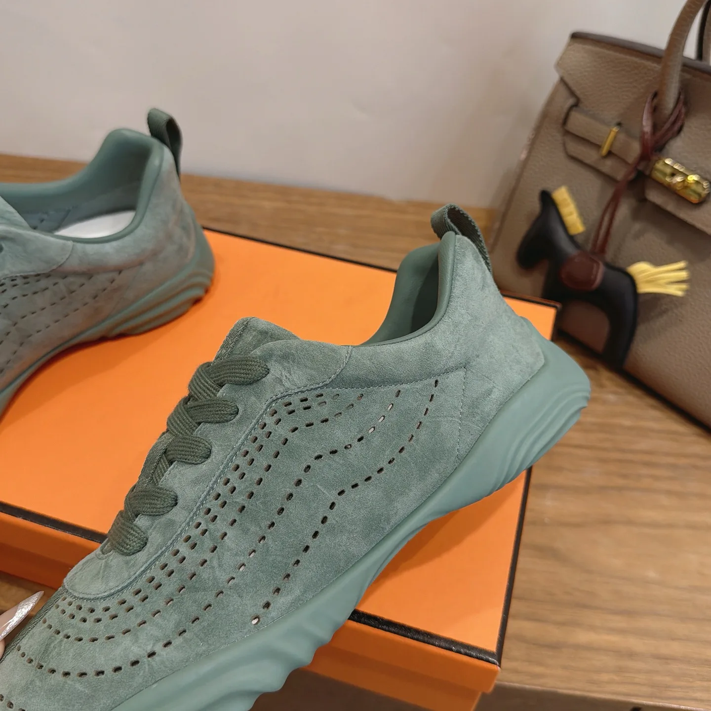 Women's Sneakers HERMES 18230947