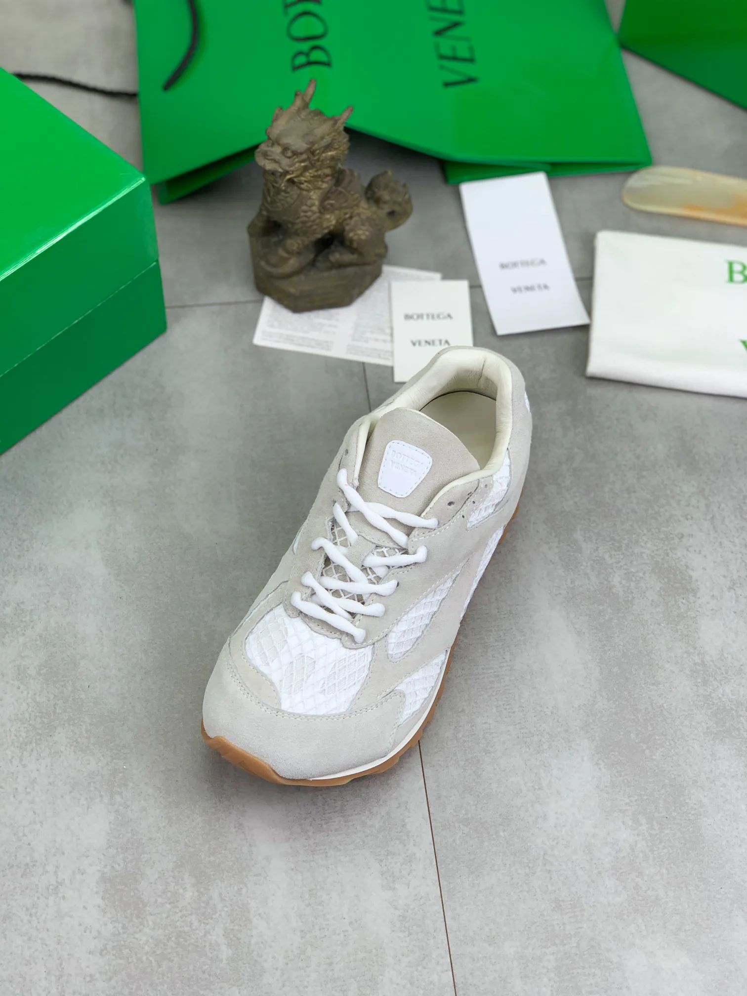 Women's Sneakers BOTTEGA VENETA 18365182