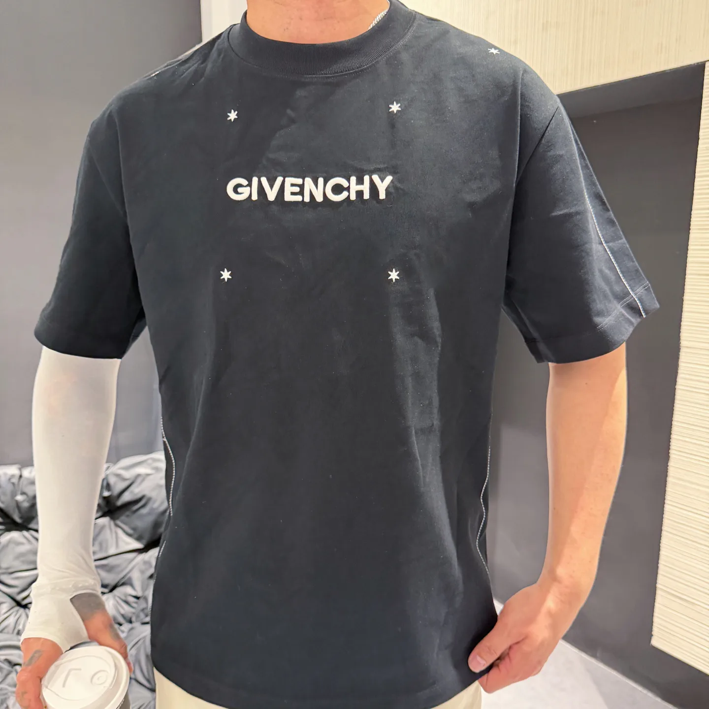 Men's T-Shirts GIVENCHY 17037343
