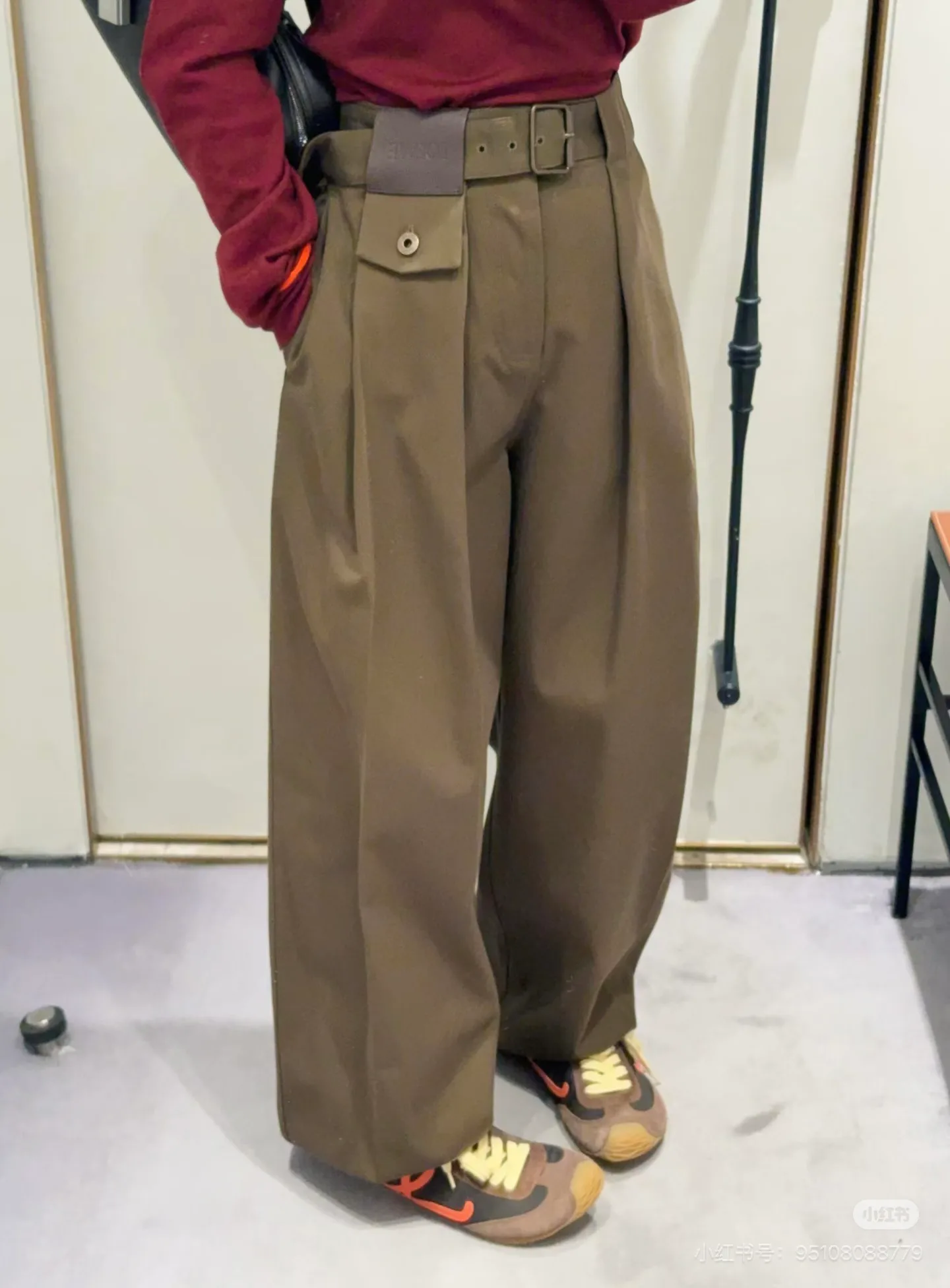 Women's Trousers LOEWE 17321700