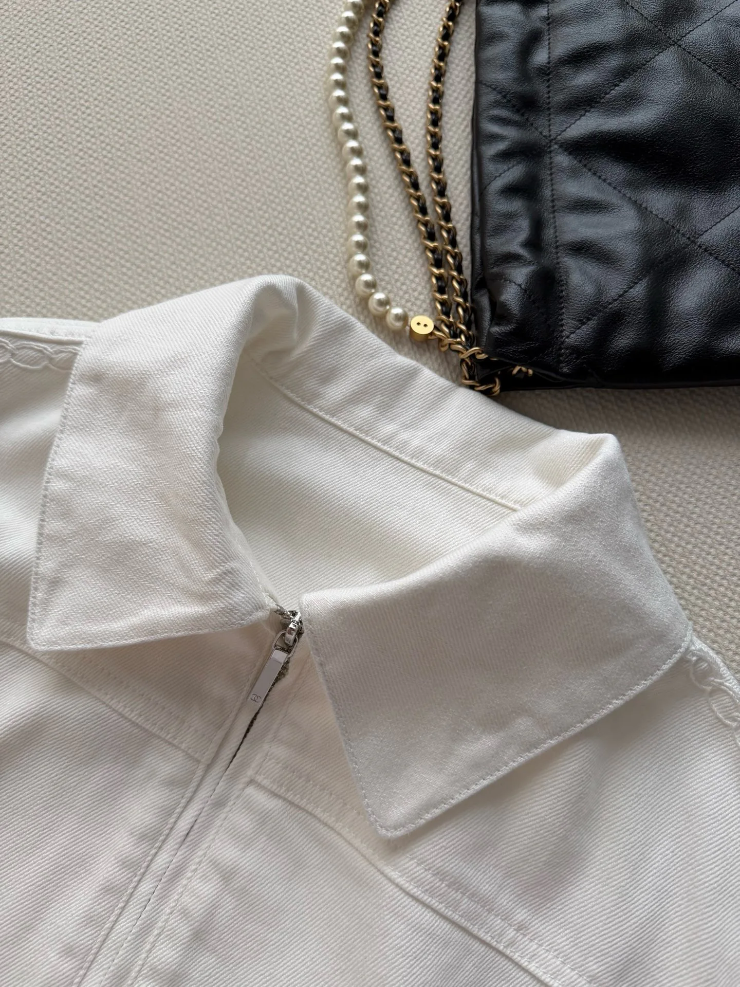 Women's Jackets And Down Jackets CHANEL 17129390