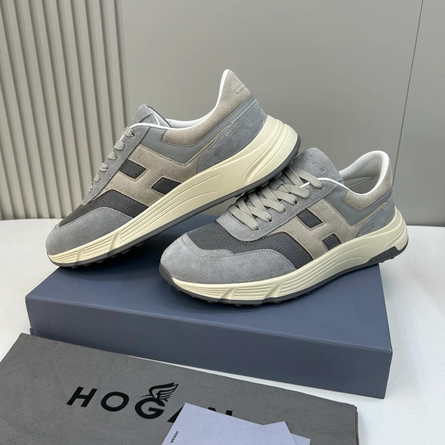 Men's Sneakers HOGAN 17280332