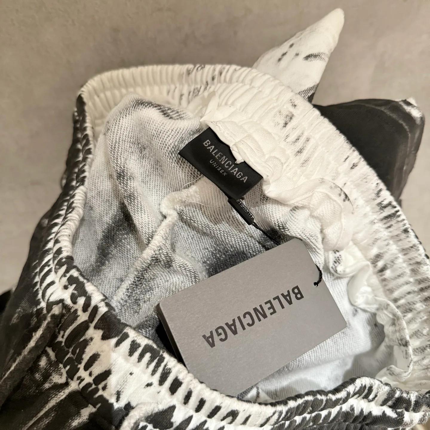 Men's Shorts BALENCIAGA 17436300