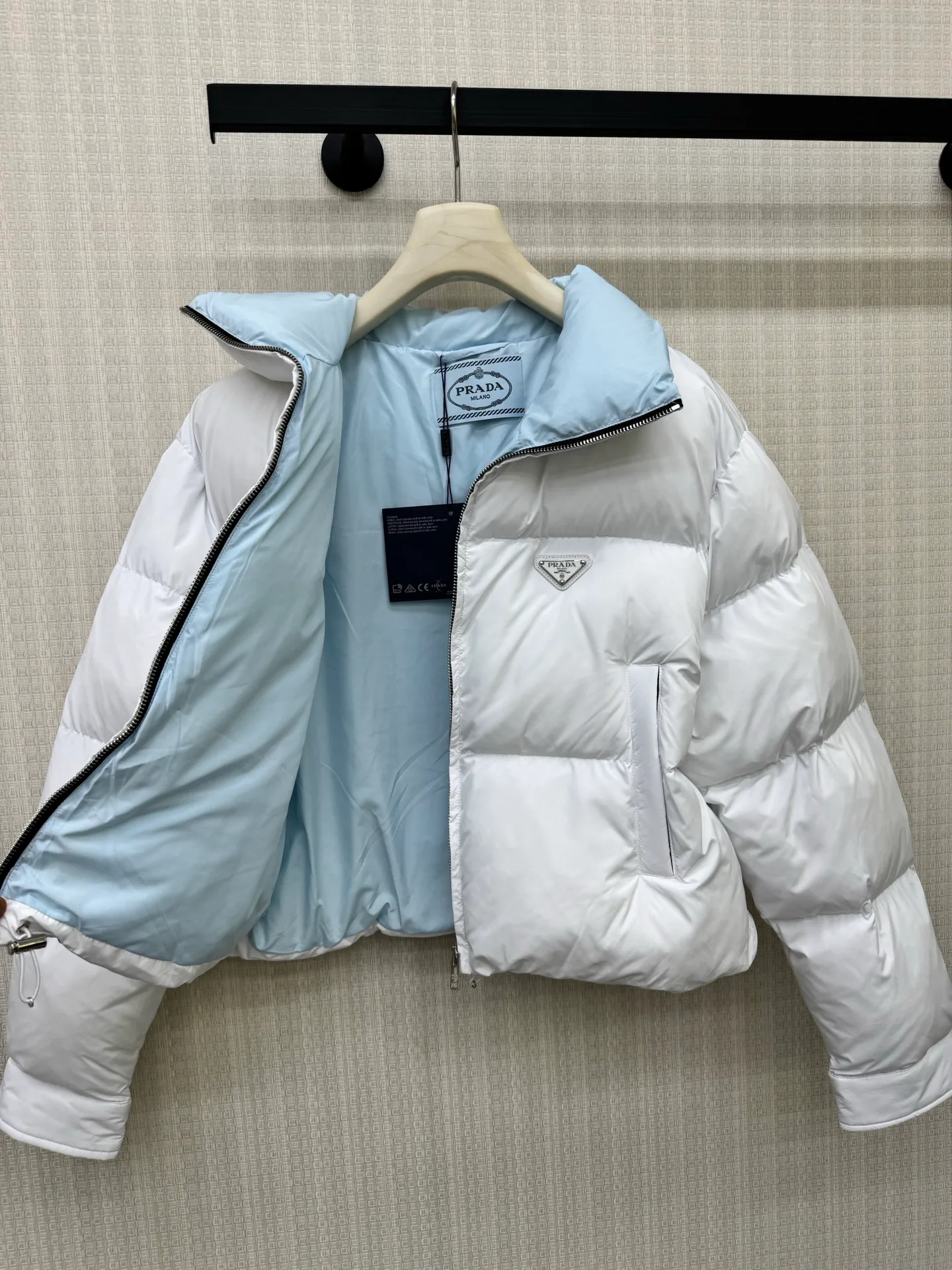 Women's Jackets And Down Jackets PRADA 18108030