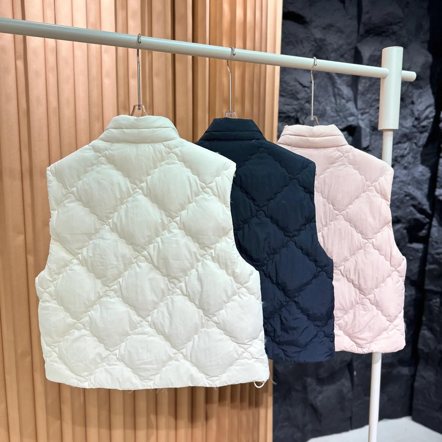 Men's Vests MONCLER 18029620