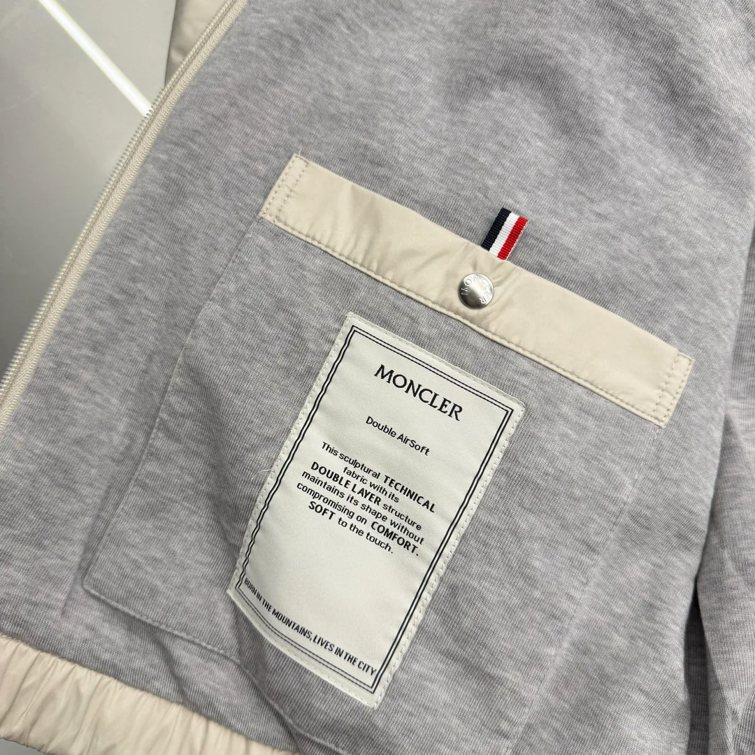 Men's Jackets And Down Jackets MONCLER 17876343