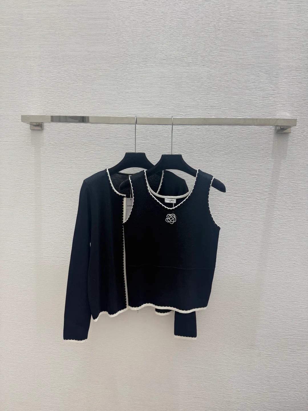 Women's Jumpers And Sweaters CHANEL 18138637