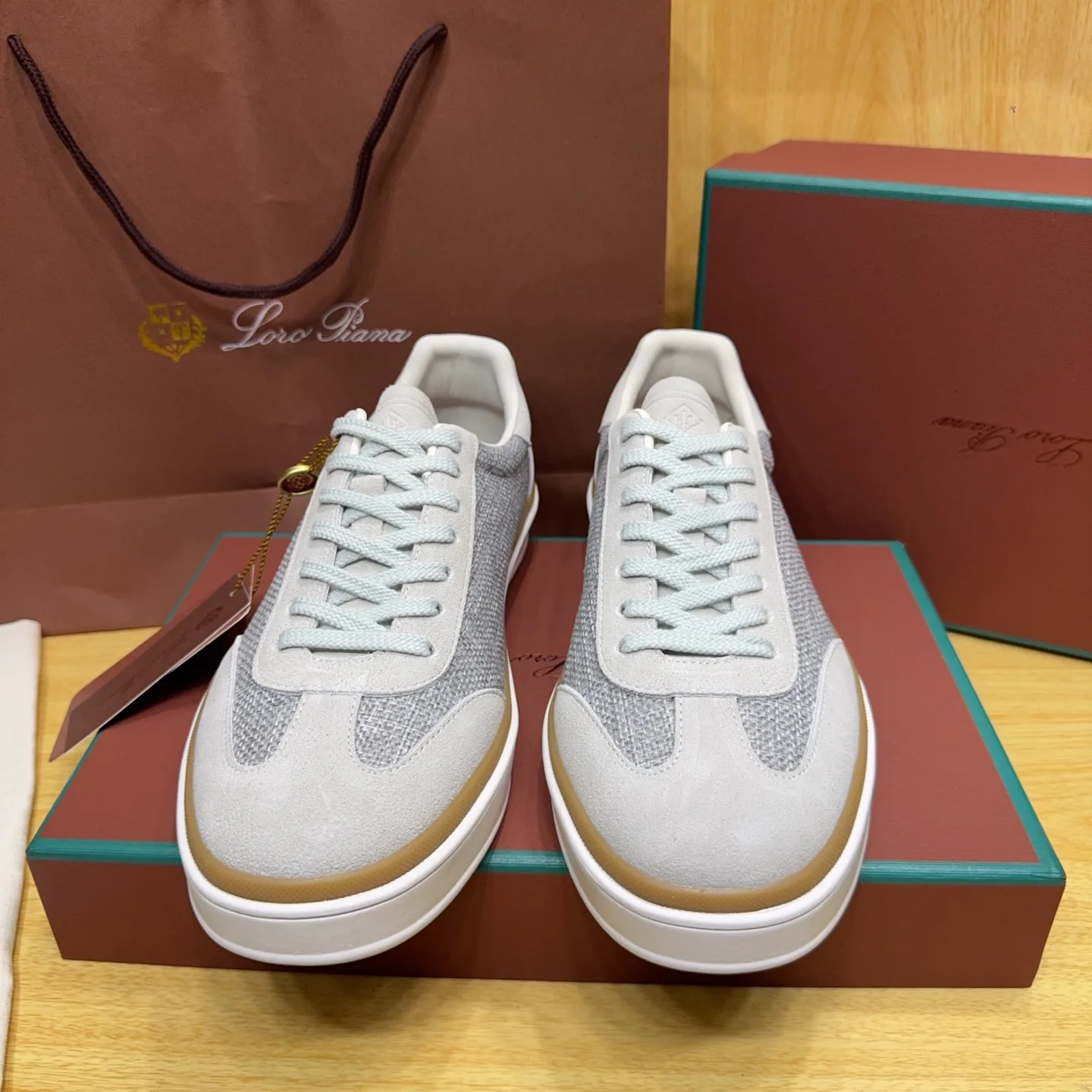 Women's Sneakers LORO PIANA 18263653