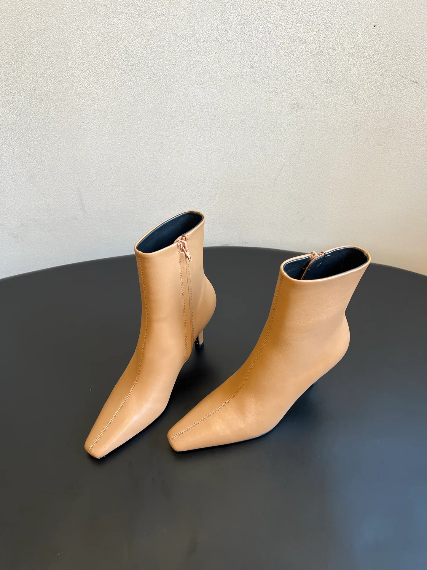 Women's Booties SAINT LAURENT 18355052