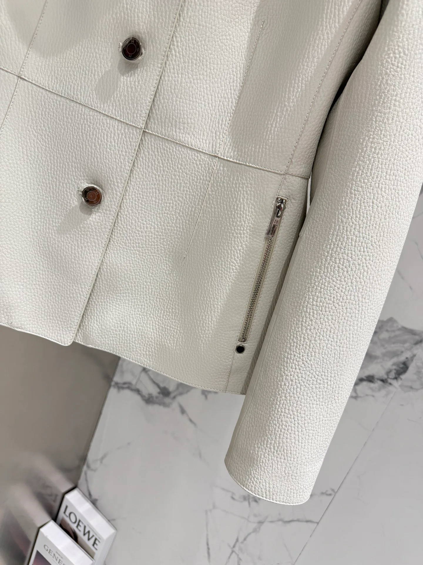 Women's Leather Jackets And Sheepskin Coats HERMES 17823585