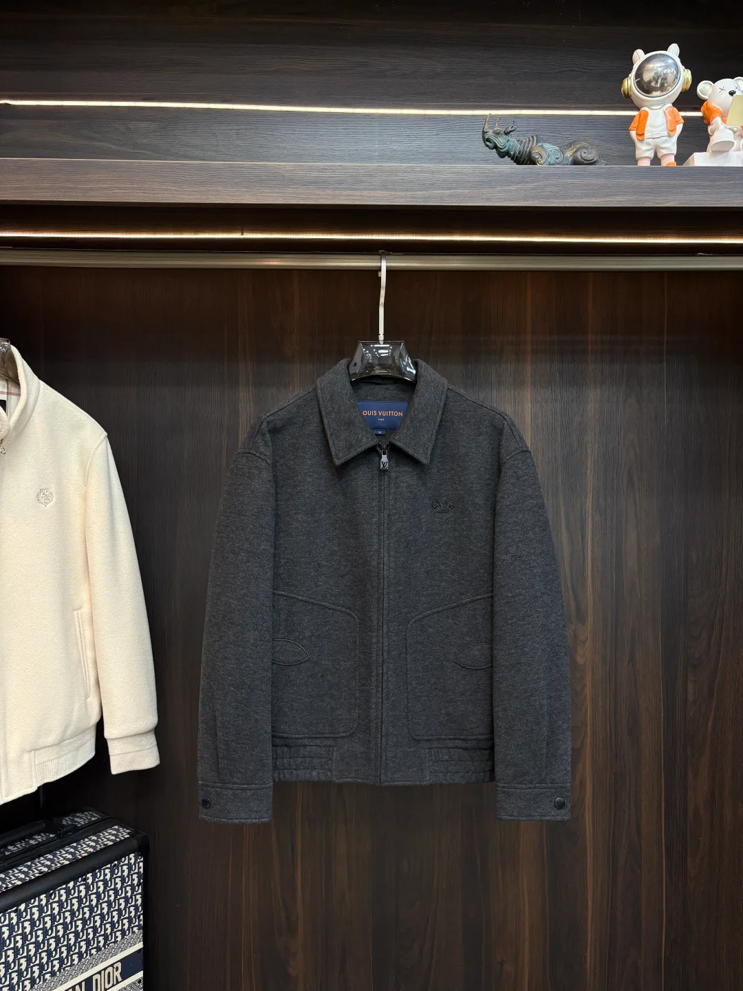 Men's Jackets And Down Jackets LOUIS VUITTON 17894396