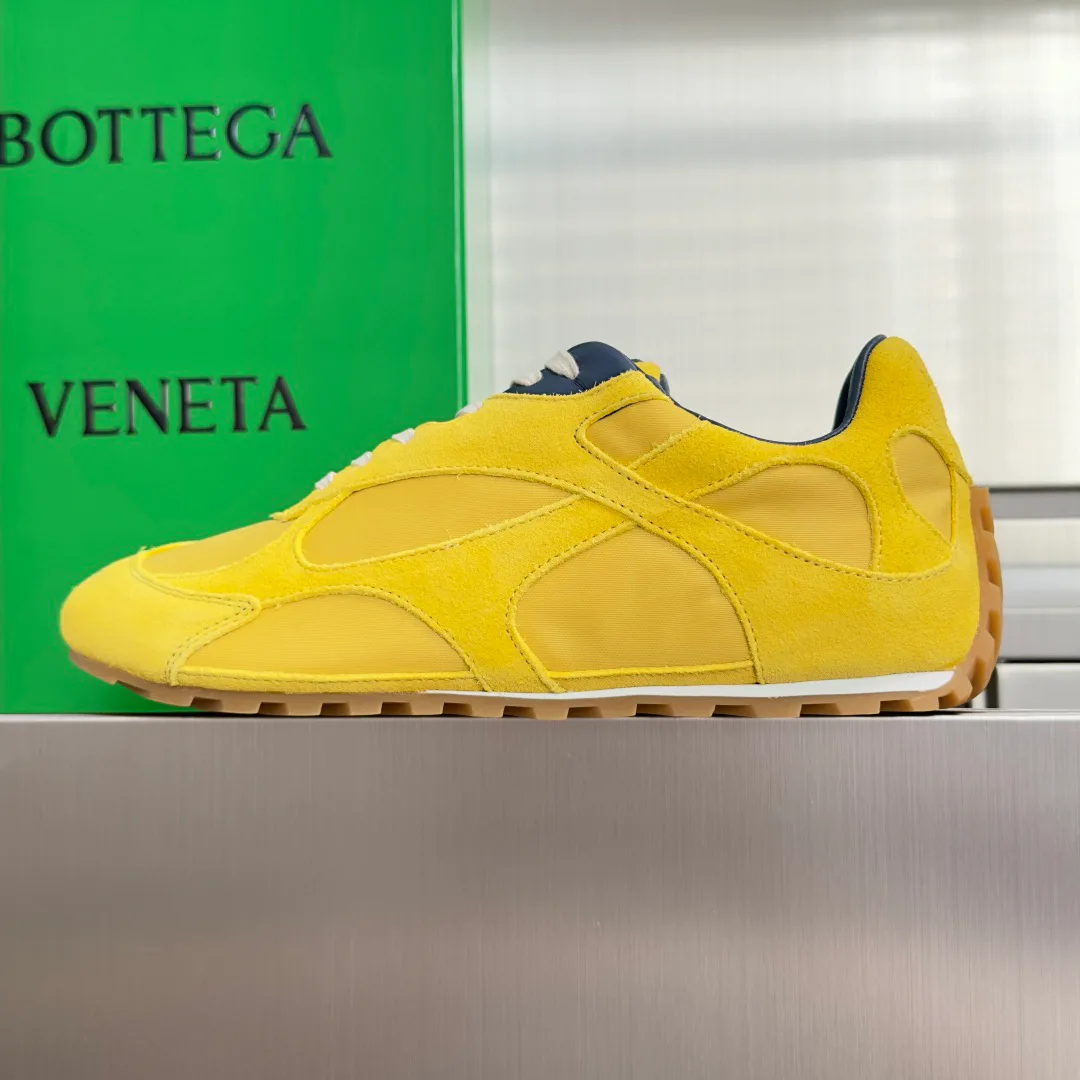 Women's Sneakers BOTTEGA VENETA 17771977