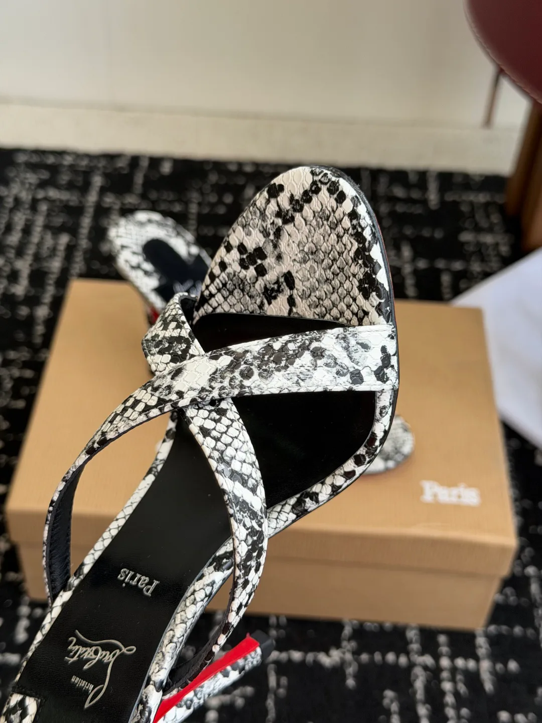 Women's Heels CHRISTIAN LOUBOUTIN 17936550