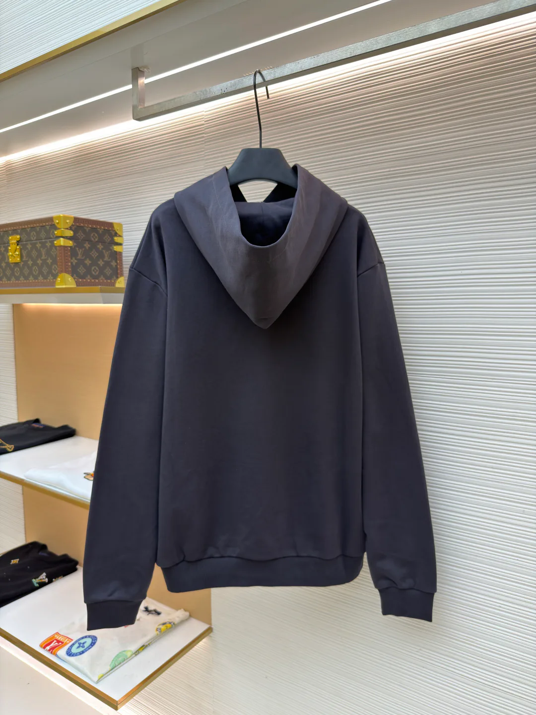 Men's Sweatshirts And Hoodies LOUIS VUITTON 17364975