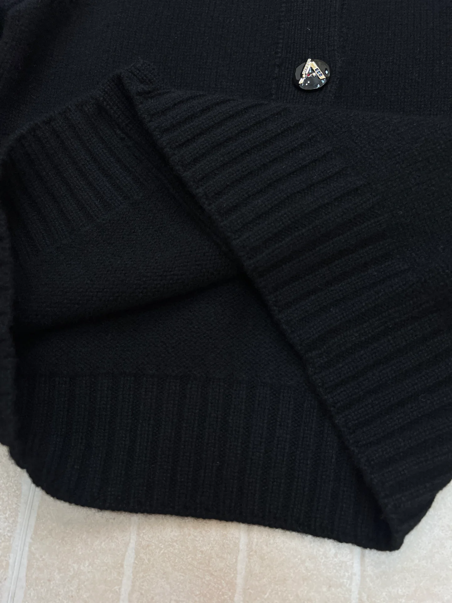 Women's Jumpers And Sweaters CHANEL 17301937