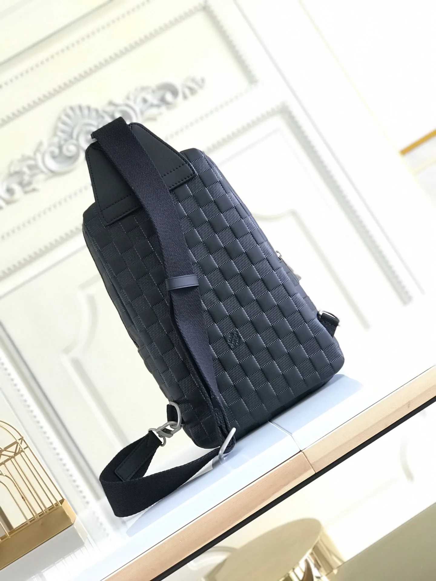 Men's Crossbody Bags LOUIS VUITTON 18558446