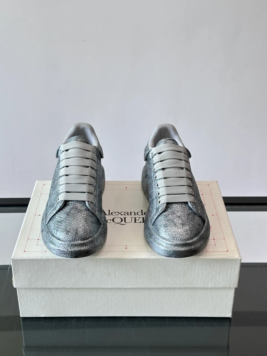 Women's Sneakers ALEXANDER MCQUEEN 17447542