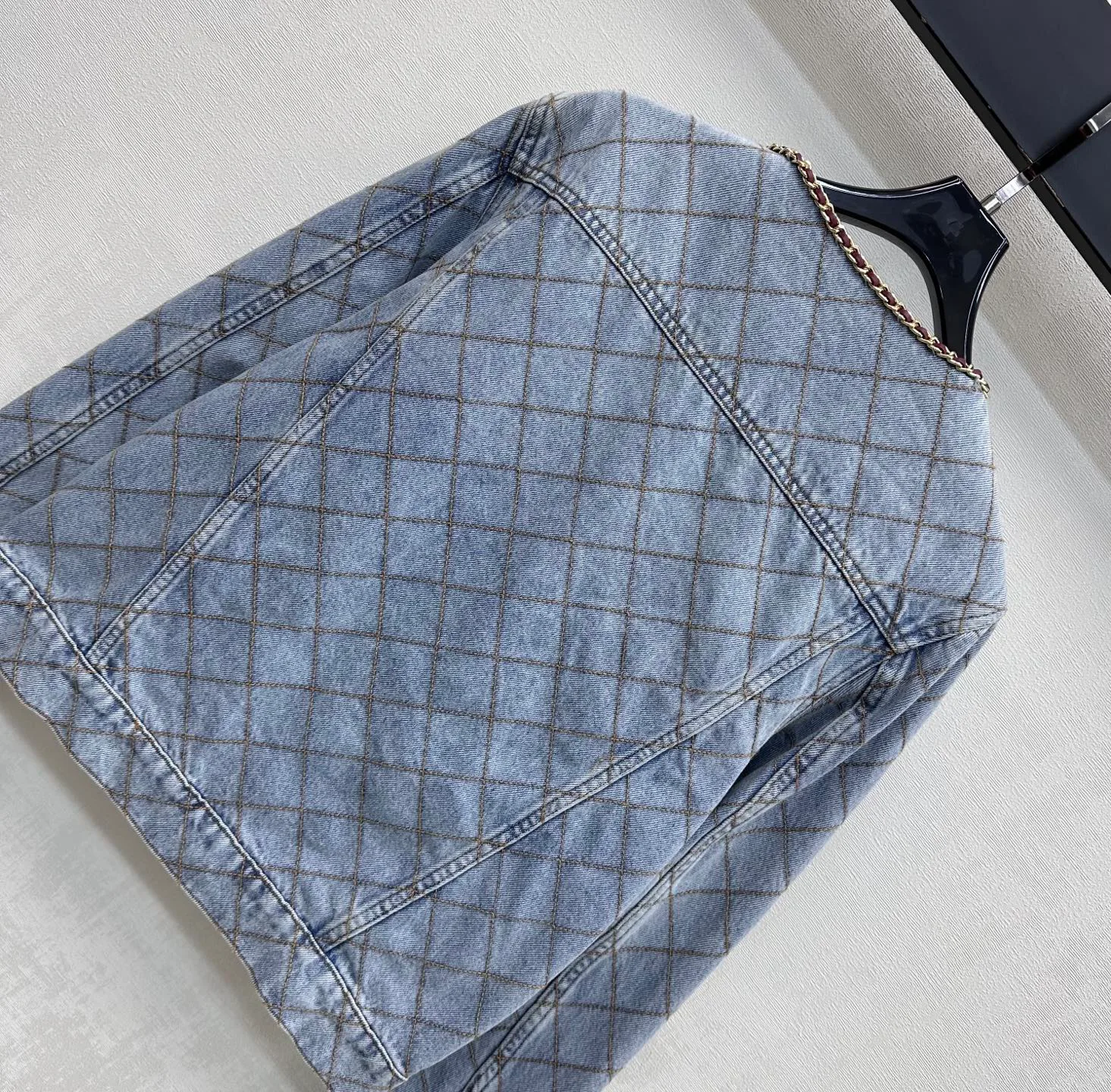 Women's Jackets And Down Jackets CHANEL 17612748
