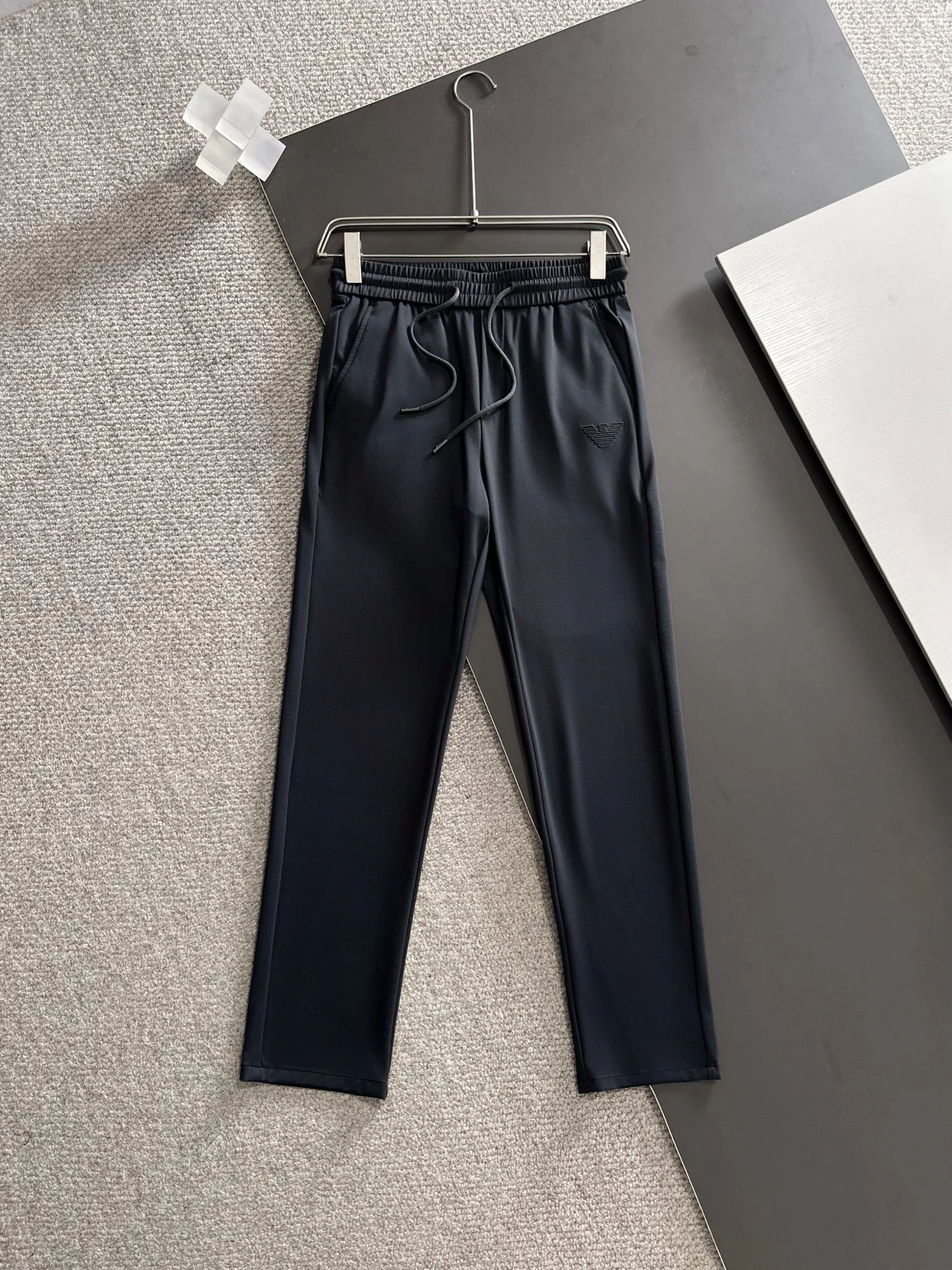 Men's Trousers ARMANI 18098051