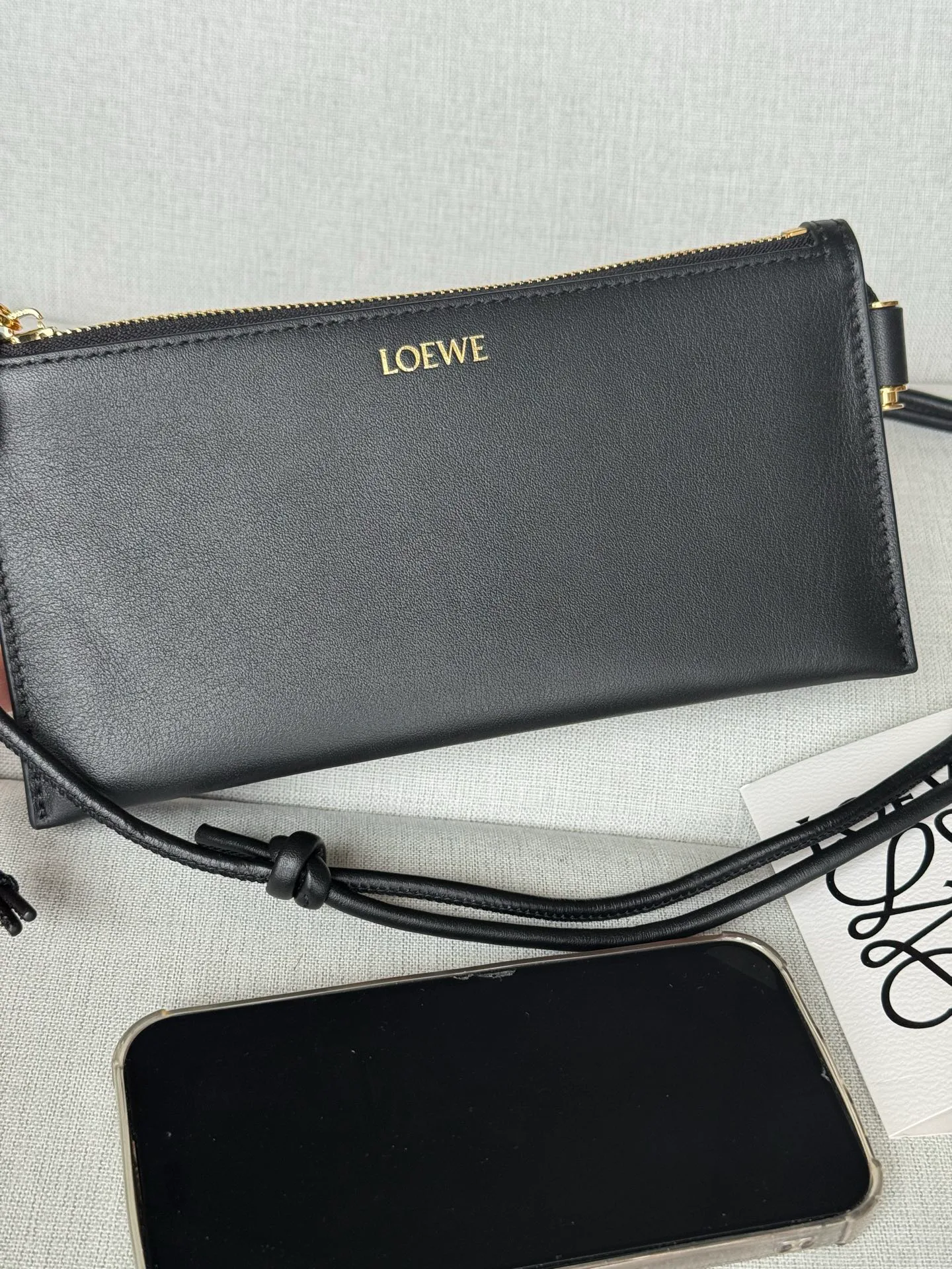 Women's Classic Handbags LOEWE 17551014