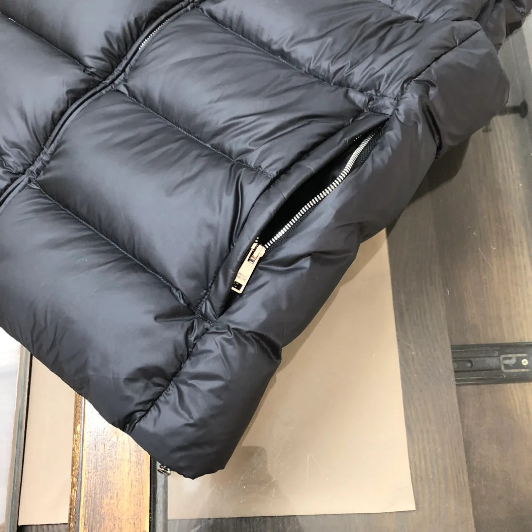 Men's Vests PRADA 18001999