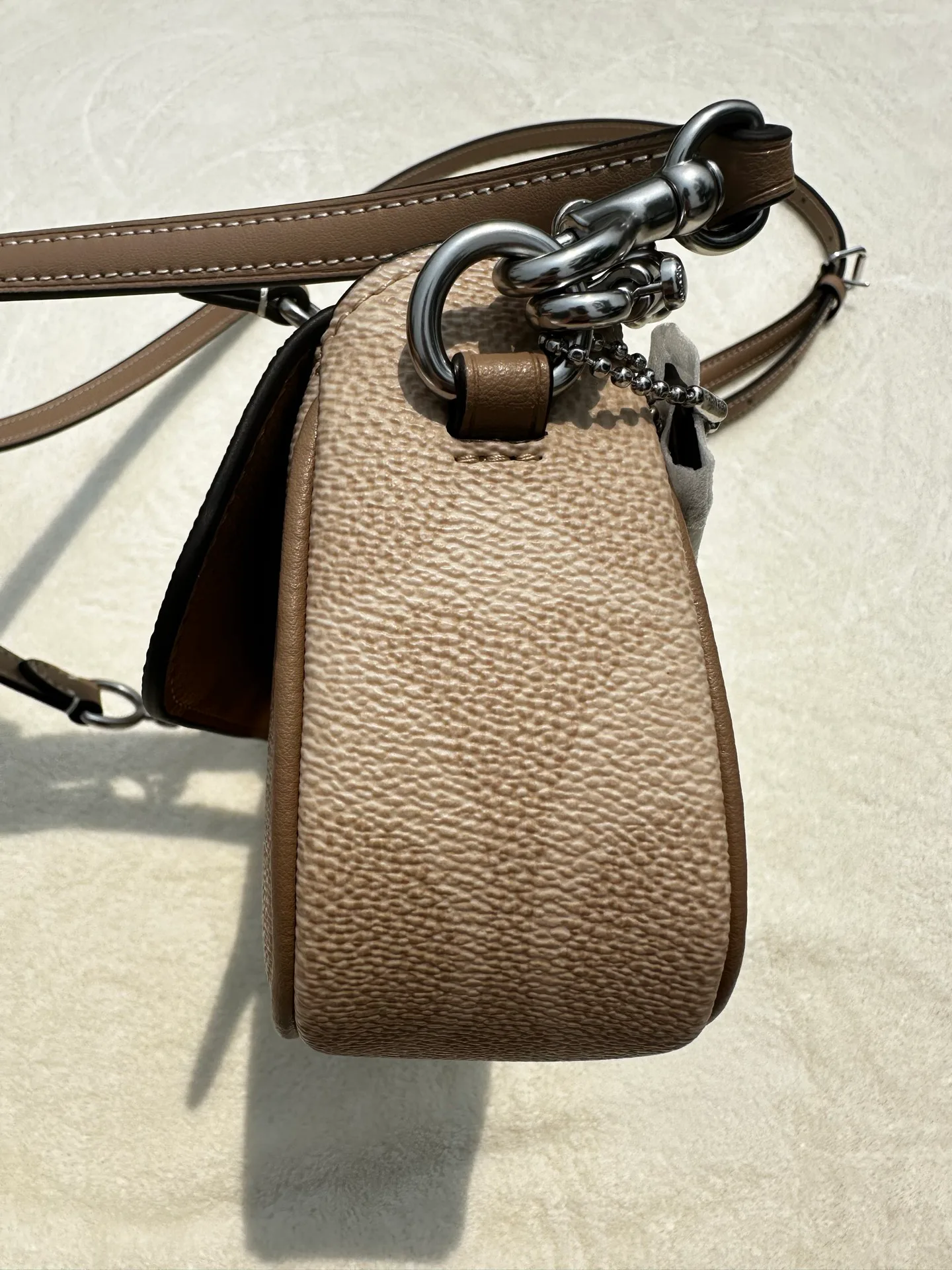Women's Classic Handbags COACH 17960961
