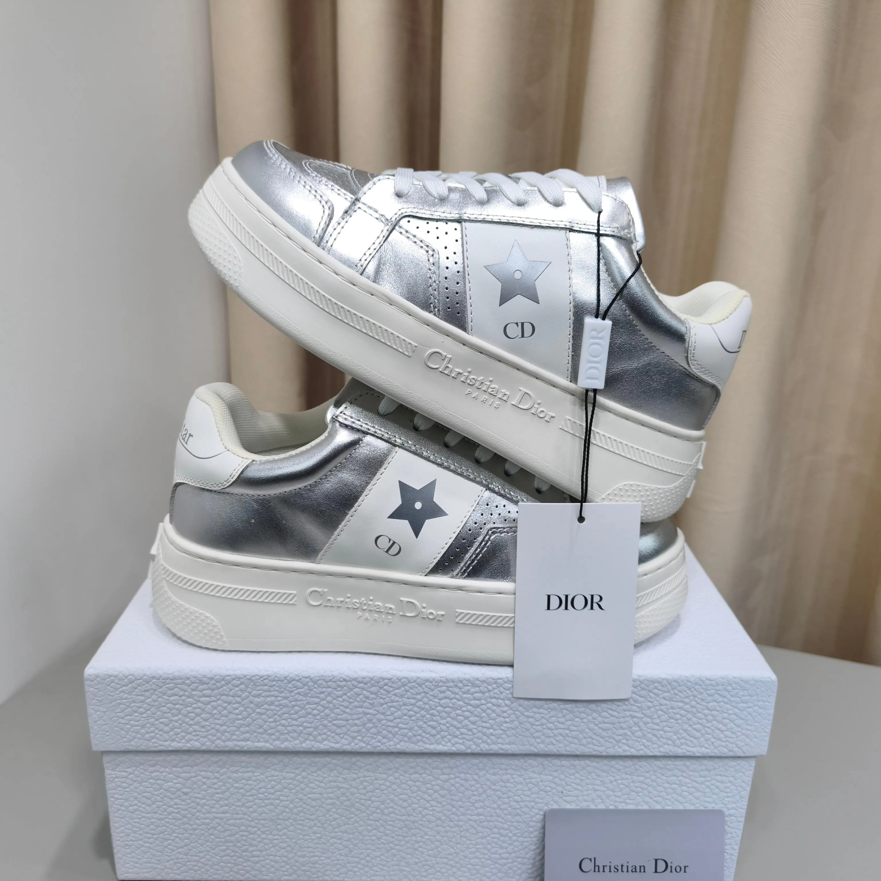 Women's Sneakers CHRISTIAN DIOR 17988726