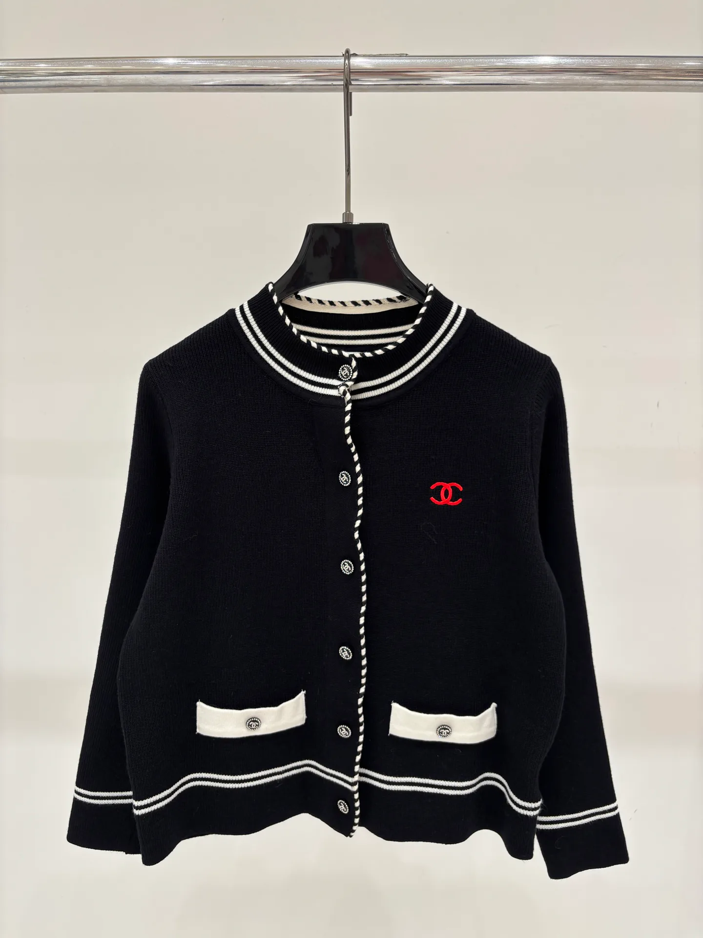 Women's Jumpers And Sweaters CHANEL 18137815