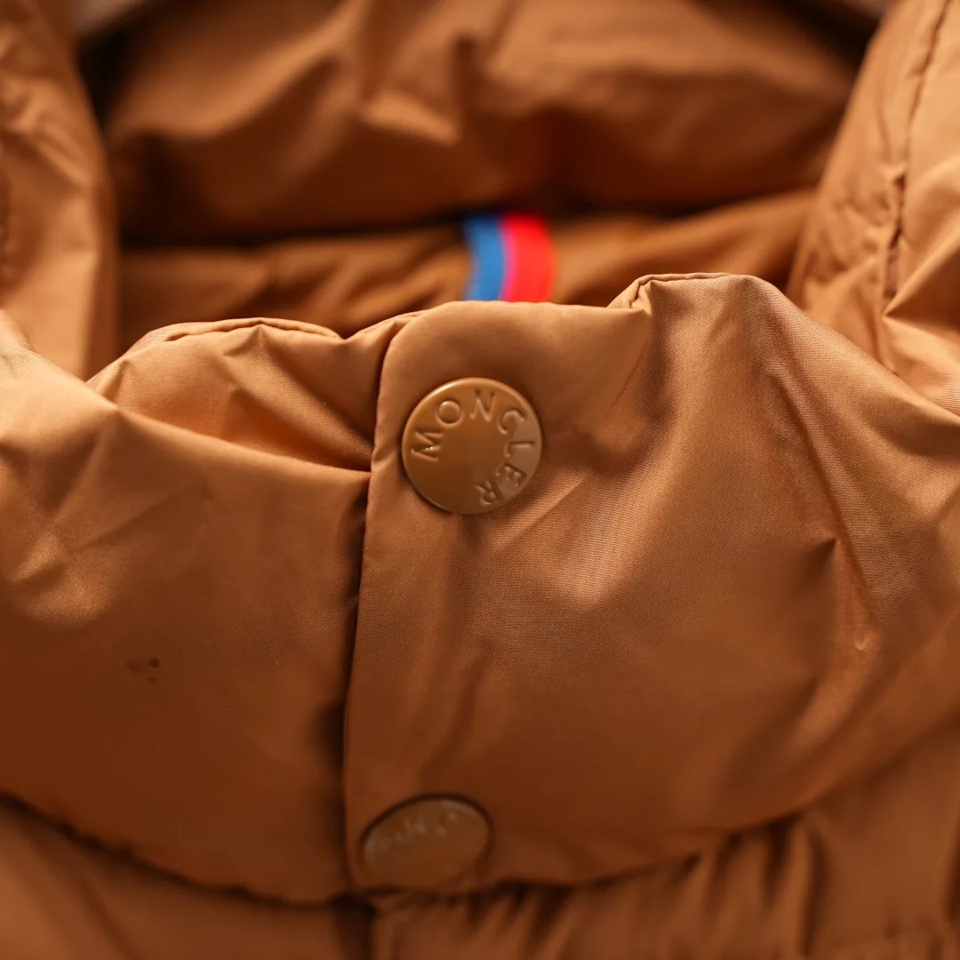 Women's Vests MONCLER 18455951