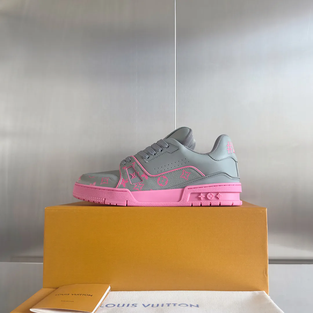 Men's Sneakers LOUIS VUITTON 17483773