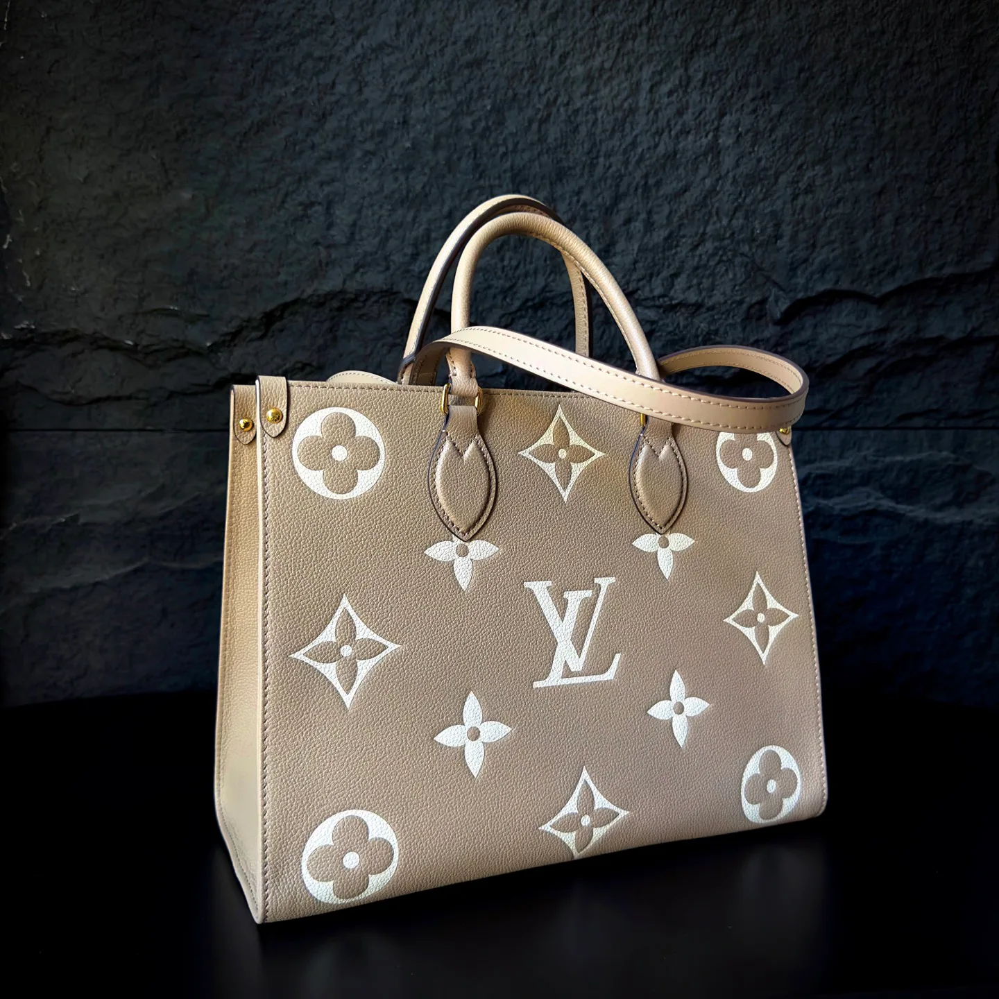 Women's Classic Handbags LOUIS VUITTON 18170502