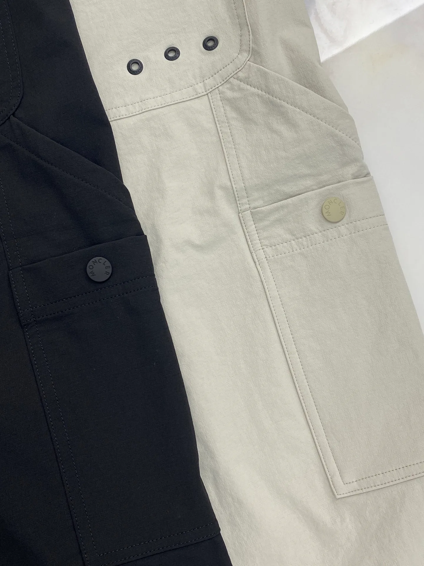 Men's Trousers MONCLER 16839521