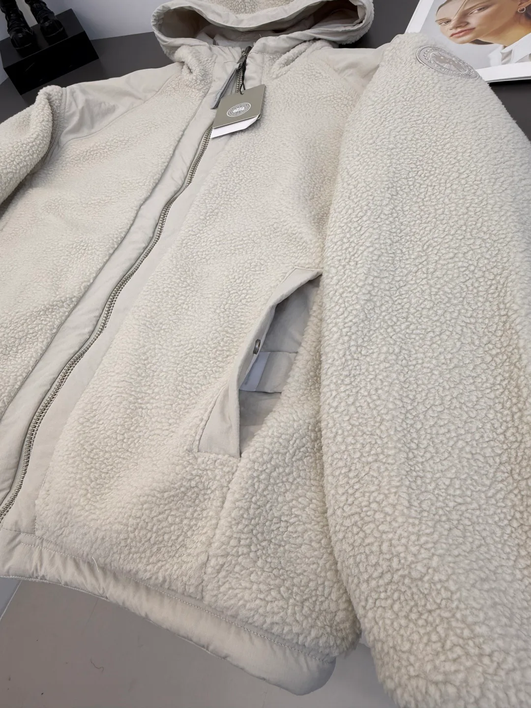 Куртки И Пуховики Мужские Canada Goose 18683814